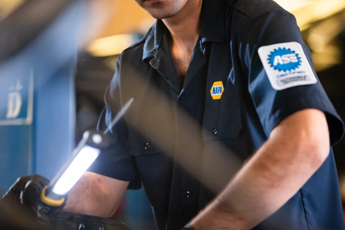Navarre's Auto Service